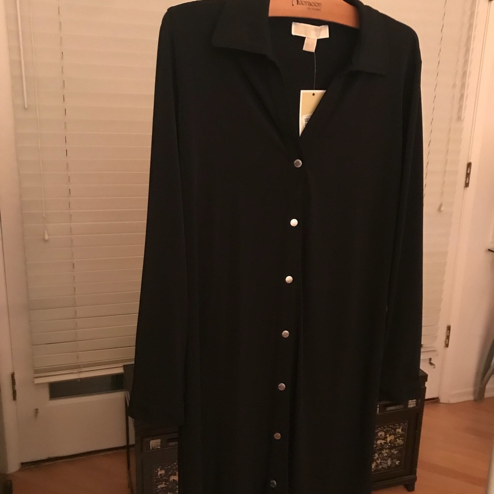New!! Black dress.